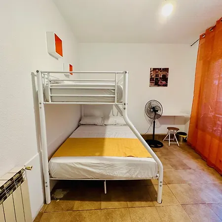 Punta Me Rooms In Madrid Downtown Exterior photo