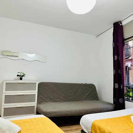 Punta Me Rooms In Madrid Downtown Exterior photo