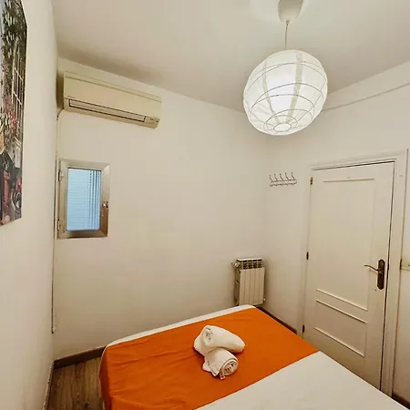 Punta Me Rooms In Madrid Downtown Exterior photo