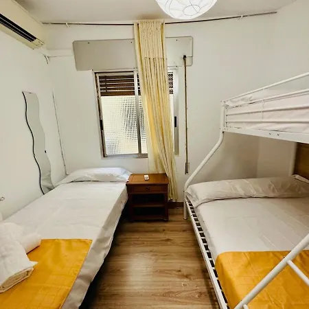 Punta Me Rooms In Madrid Downtown Exterior photo